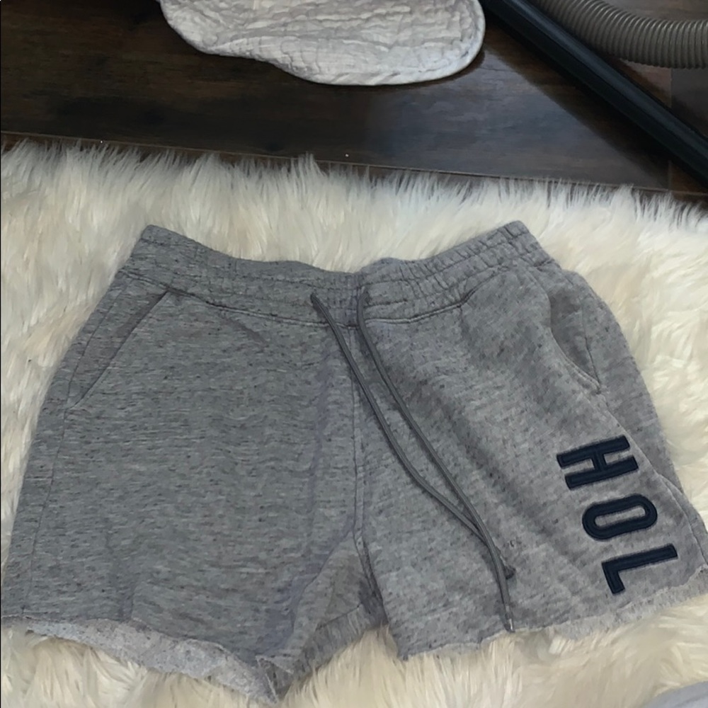 loose shorts